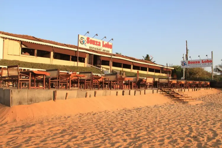 Souza Lobo Beach Shack